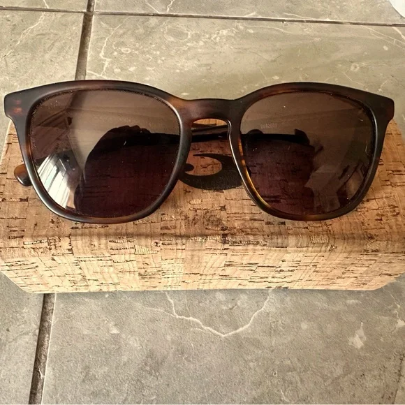Costa Tortoiseshell Sunglasses with Brown Accents Costa Middles S (51-23) with Copper lenses and Tortoise  main image 4
